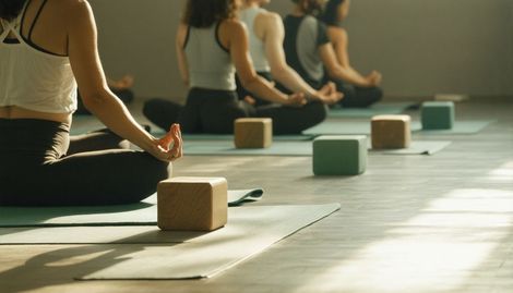 Yoga Blokları ile Derinleşen Pozlar: Kullanım Önerileri ve Faydaları