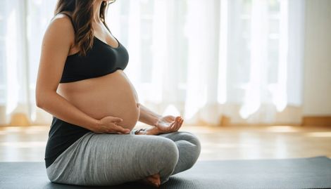 Hamilelikte Zihin ve Beden Dengesi: Sağlıklı Bir Gebelik İçin Yoga Rehberi